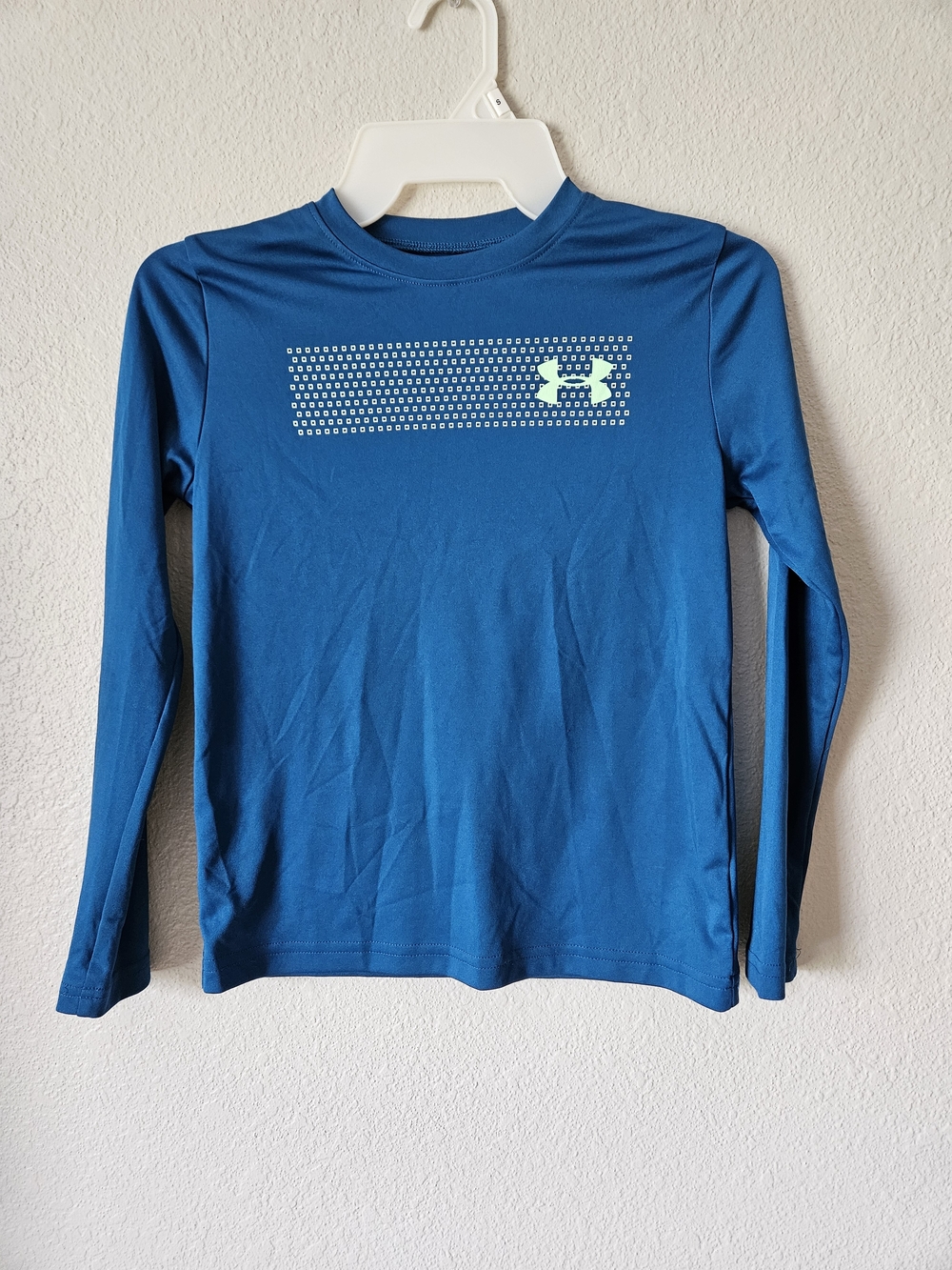 Under Armour Boys' Long Sleeve Performance Tee - Teal Size Small Good Condition